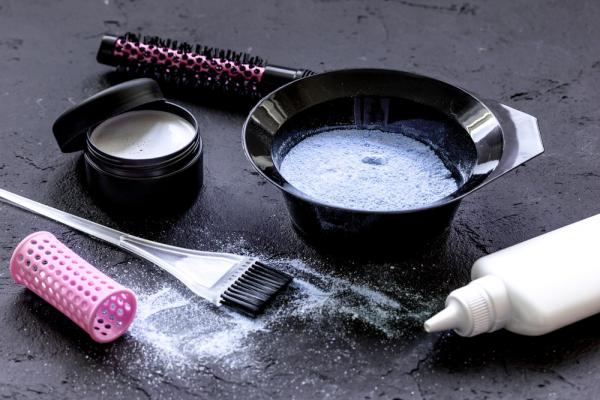 صنایع آرایشی و بهداشتی سنا